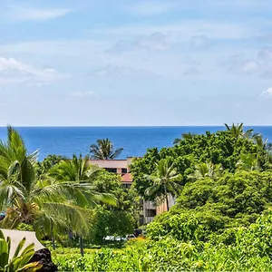Oceanfront With 2 Pools, Tennis Courts, And Expansive Ocean Views - 10-104 , Kailua-Kona United States